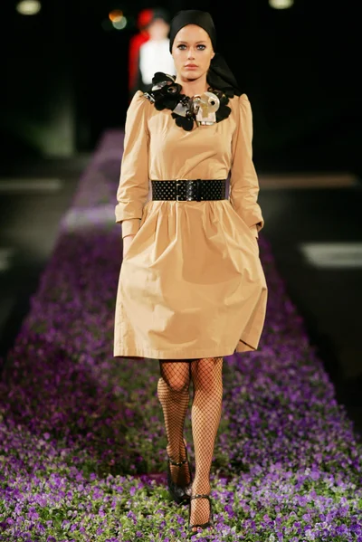 Look 19